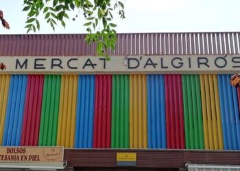 Historia y tradición del Mercado Municipal de Algiros en Valencia