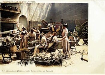 Conoce la curiosa tradición de la Batalla de Flores en Valencia