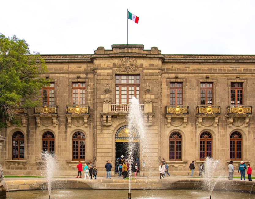 Conoce la leyenda del Muro de la Memoria de Valencia, un monumento en honor a las víctimas de la Guerra Civil.