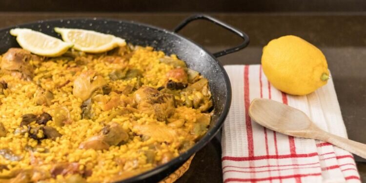 Receta de Paella Valenciana que nos da la inteligencia artificial