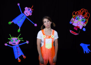 La magia del teatro negro llega a Rambleta con una «innovadora» revisión de ‘De la tierra a la luna’