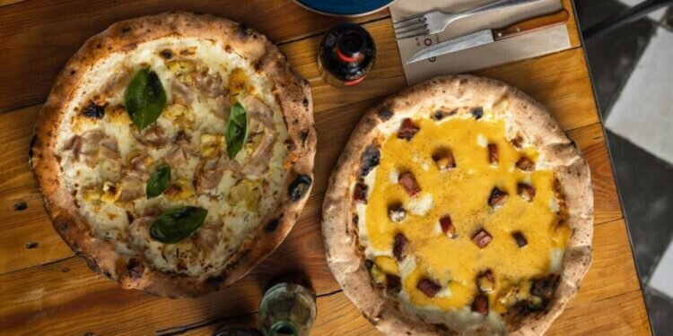 GROSSO NAPOLETANO presenta su nueva carta de invierno, con la vuelta de su exitosa pizza “La Vera Carbonara”.