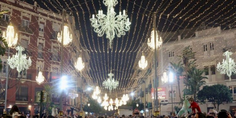 Consulta los premios del concurso de calles iluminadas de las Fallas 2023