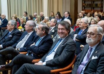 El Casino de Agricultura termina abril con opera, maternidad subrogada y dirá adiós a Segrelles