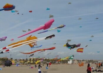 El Festival de Cometas de Valencia regresa después de tres años de pausa