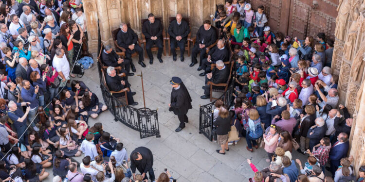 El Tribunal de las Aguas de Valencia: la justicia milenaria que aún rige los conflictos del riego