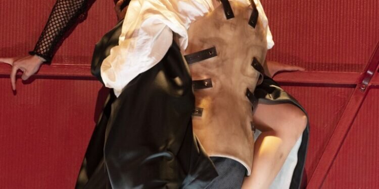 EL IVC presenta en el teatro Rialto ‘El trueque’ , de la compañía Ferroviaria