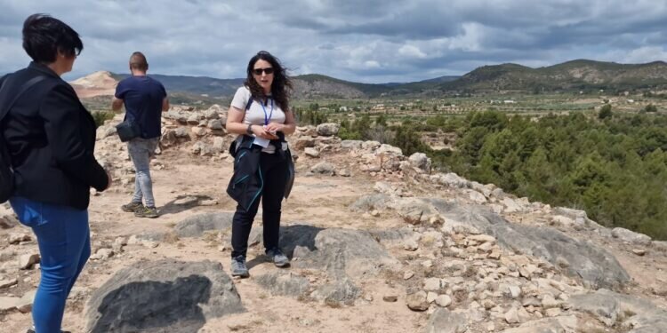 El Puntal de Cambra: El Enigma del Bronce Oculto entre las Alturas