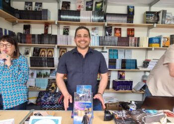 Sumérgete en el fascinante mundo de los misterios históricos con las novelas de Jesús María Sánchez: «Confesión en la sombra» y «El caballero oculto»»