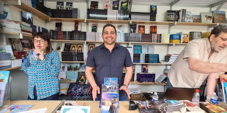 Sumérgete en el fascinante mundo de los misterios históricos con las novelas de Jesús María Sánchez: «Confesión en la sombra» y «El caballero oculto»»