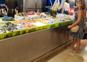 MERCADO MUNICIPAL: Un paraíso gastronómico en Vinaròs