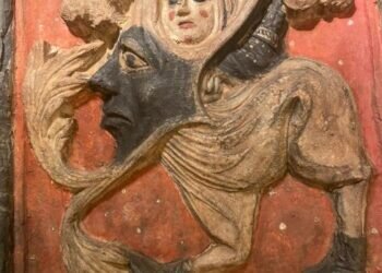 Patrimonio adquiere un “socarrat” en relieve y con policromía que probablemente perteneció a la antigua Casa de la Ciudad