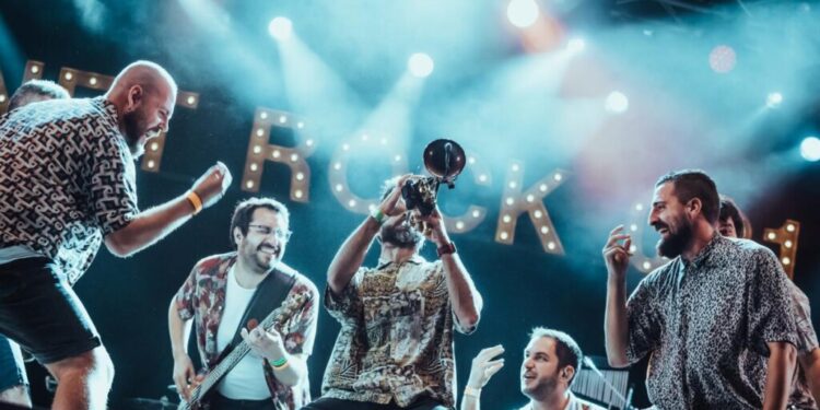 Arranque de los Conciertos de Viveros con La Fúmiga, Miki Núñez y Colomet