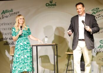 Los españoles consumen salsas fuertes, pero a cerca del 60% les gustaría poder elegir otras más suaves