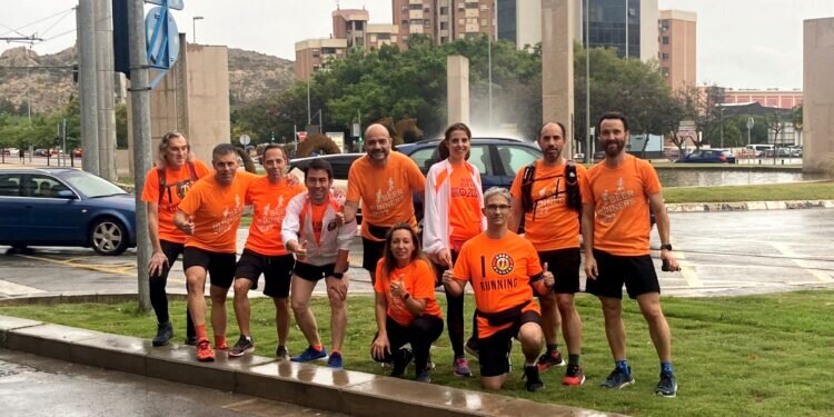 Los ‘Beer Runners’ vuelven a tomar las calles de Alicante en el Día Mundial del Corredor