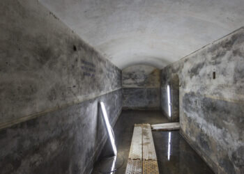 Un Refugio de la Guerra Civil Oculto en el Emblemático Edificio de Bombas Gens en Valencia