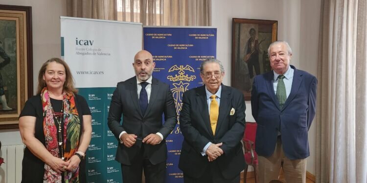 El Casino de Agricultura y el Colegio de Abogados de Valencia refuerzan sus lazos