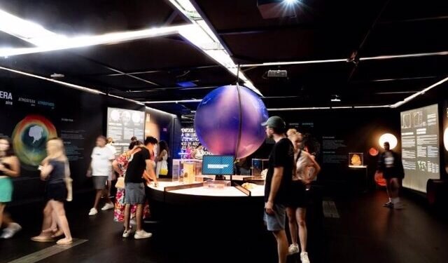 El Museu de les Ciències presenta la exposición interactiva y con realidad virtual ‘Terra Extraordinària’