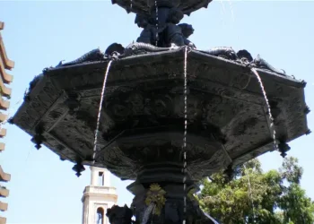 Las Fuentes Históricas de Valencia: Un Cambio Controvertido en su Estética