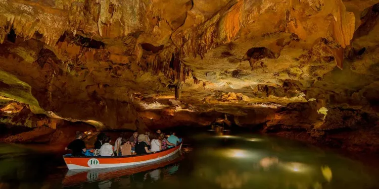 Vall d’Uixó: El encanto subterráneo de la Comunidad Valenciana