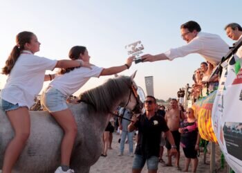 El caballo ‘Tro’ se alza como ganador de las ‘Corregudes de Joies’ de Pinedo 2023