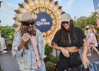 Valencia da la bienvenida a los mejores atardeceres del verano: Corona Sunsets