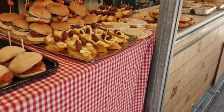 Continúa la 8ª edición de la Menja’t Sollana: Celebrando la Gastronomía y Cultura Valenciana