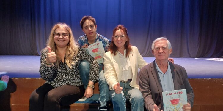 Éxito y emoción en la actuación de Eros Recio en «El Camino del Santo Grial» en el Teatro del Centro Cultural de Massamagrell