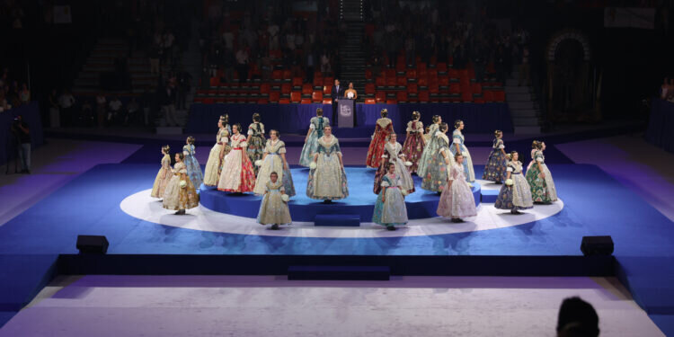 Las Fallas de València 2024: Seleccionadas las 26 Candidatas a Falleras Mayores