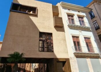 La Casa del Relojero en Valencia se Transformará en Oficina de Turismo y Centro de Recepción del Santo Cáliz