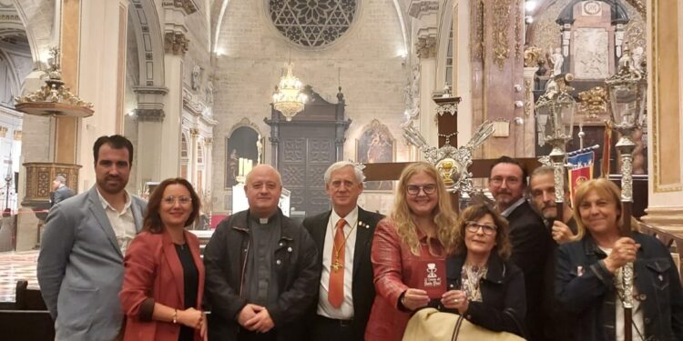 Celebración anual del Santo Cáliz de la Catedral de Valencia: Un Día de Importancia espiritual y cultural
