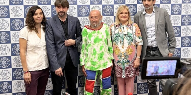 Ripollés Revela su Alma Artística y Personal en «El Artista al Desnudo»