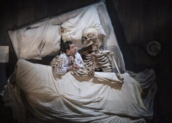 ‘La dama de picas’ da inicio a la temporada en Les Arts con un despliegue de romanticismo y misticismo