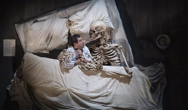 ‘La dama de picas’ da inicio a la temporada en Les Arts con un despliegue de romanticismo y misticismo