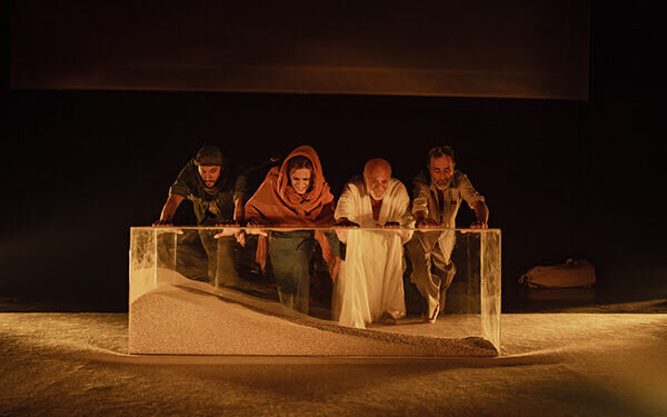 ESTA SEMANA EN SALA RUSSAFA: Arden estrena Sáhara, su nueva coproducción con Tranvía Teatro y Producciones Inconstantes