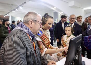Las Fallas 2024 Cobran Vida en la Exposició del Ninot: Un Preámbulo Lleno de Magia y Tradición