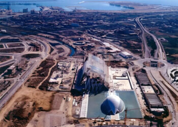 Cómo la Riada Transformó Valencia y Dio Vida a la Ciudad de las Artes y las Ciencias