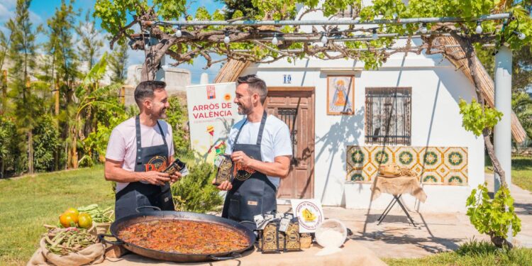 Los hermanos Montero lanzan su primera marca de arroz: Ricepaella