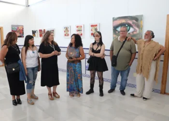 El Grupo de Artistas Valencianos ‘Como un Jabalí con Tacones’ Vuelve a San Juan de los Terreros