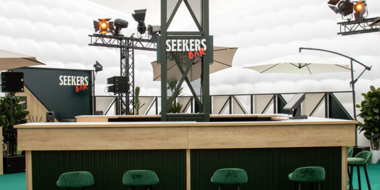 San Miguel lleva el atrevimiento del New York Yacht Club American Magic a Valencia en el camino hacia la Copa América de Vela