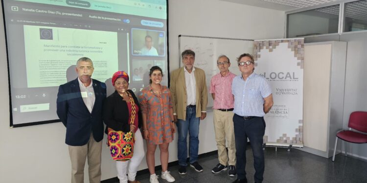 Tousrist society Think Thank presentó en un seminario en la Universidad de Valencia el Primer Sistema de Inteligencia Turístico Regenerativo y Circular