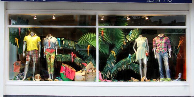 Patraix lanza el concurso de escaparates verdes «València natura i verd» para promover la sostenibilidad