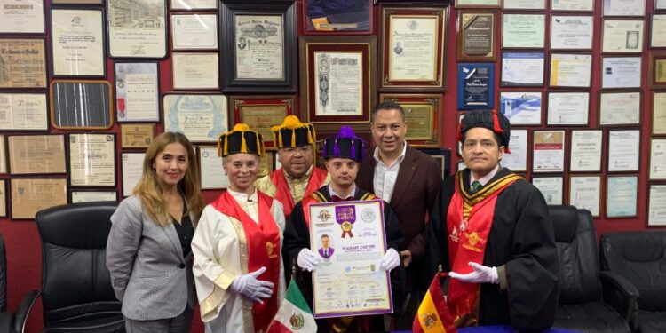 Eros Recio, primer doctor honoris causa con síndrome de Down: Un hito histórico hacia la inclusión y la «Superidad»
