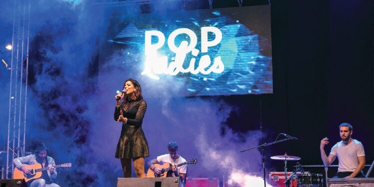 Torrent despide la programación de ‘A la Lluna de Torrent’ por la puerta grande