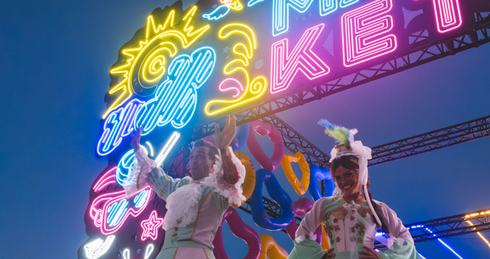 Solmarket atrae a más de 50.000 visitantes en sus dos primeras semanas con ‘food trucks’ y conciertos en la costa valenciana