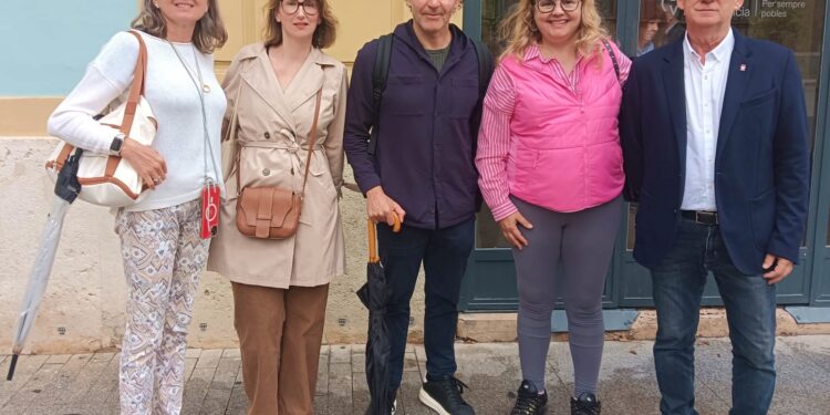 La Dra. Isabelle Brianso conoce en Valencia El Camino del Santo Grial como pilar de la herencia cultural europea